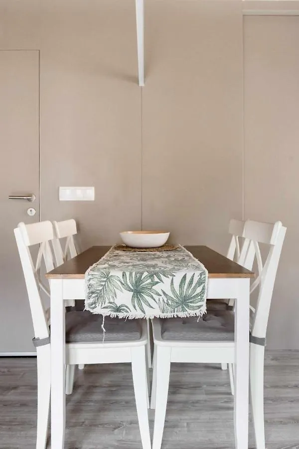 Revitalized Apartment In Historical Building Gerona