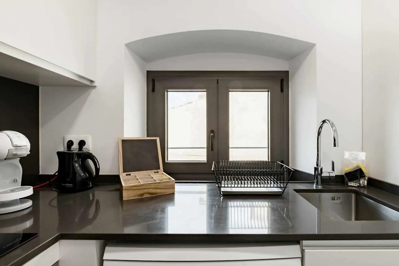 Revitalized Apartment In Historical Building خيرونا إسبانيا